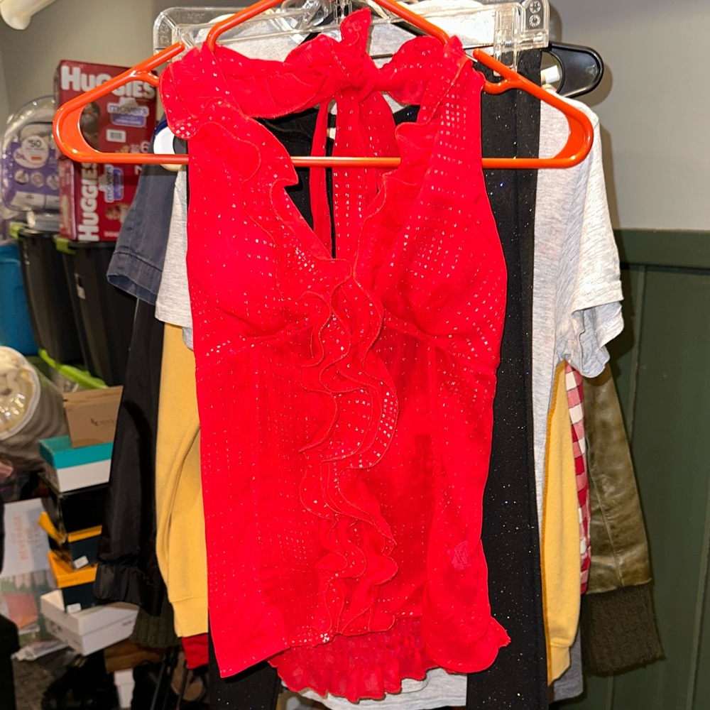 Womens myth top size M